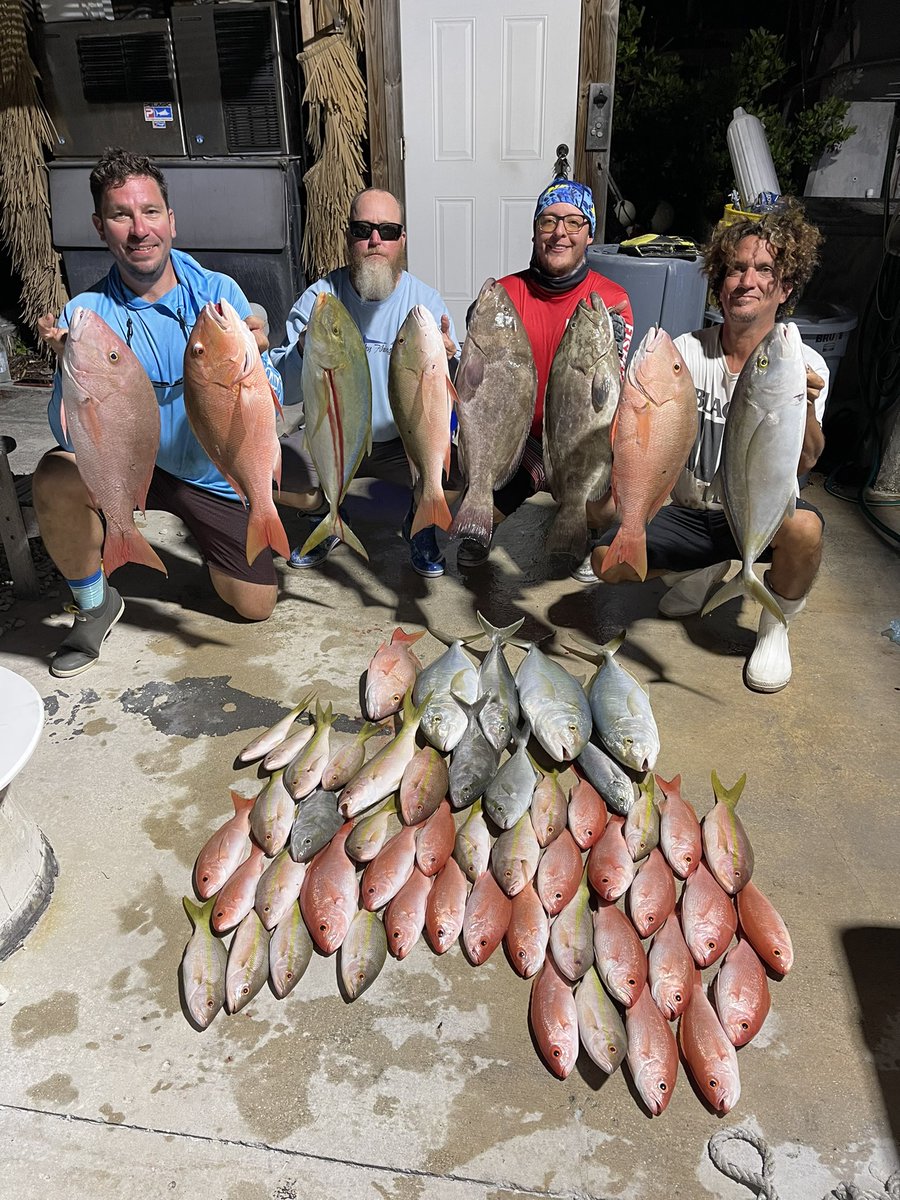 CaptDaveSchugar's tweet photo. Fish are biting in Marathon FL. Come get on fish if a lifetime https://t.co/KRWBU5nV0u