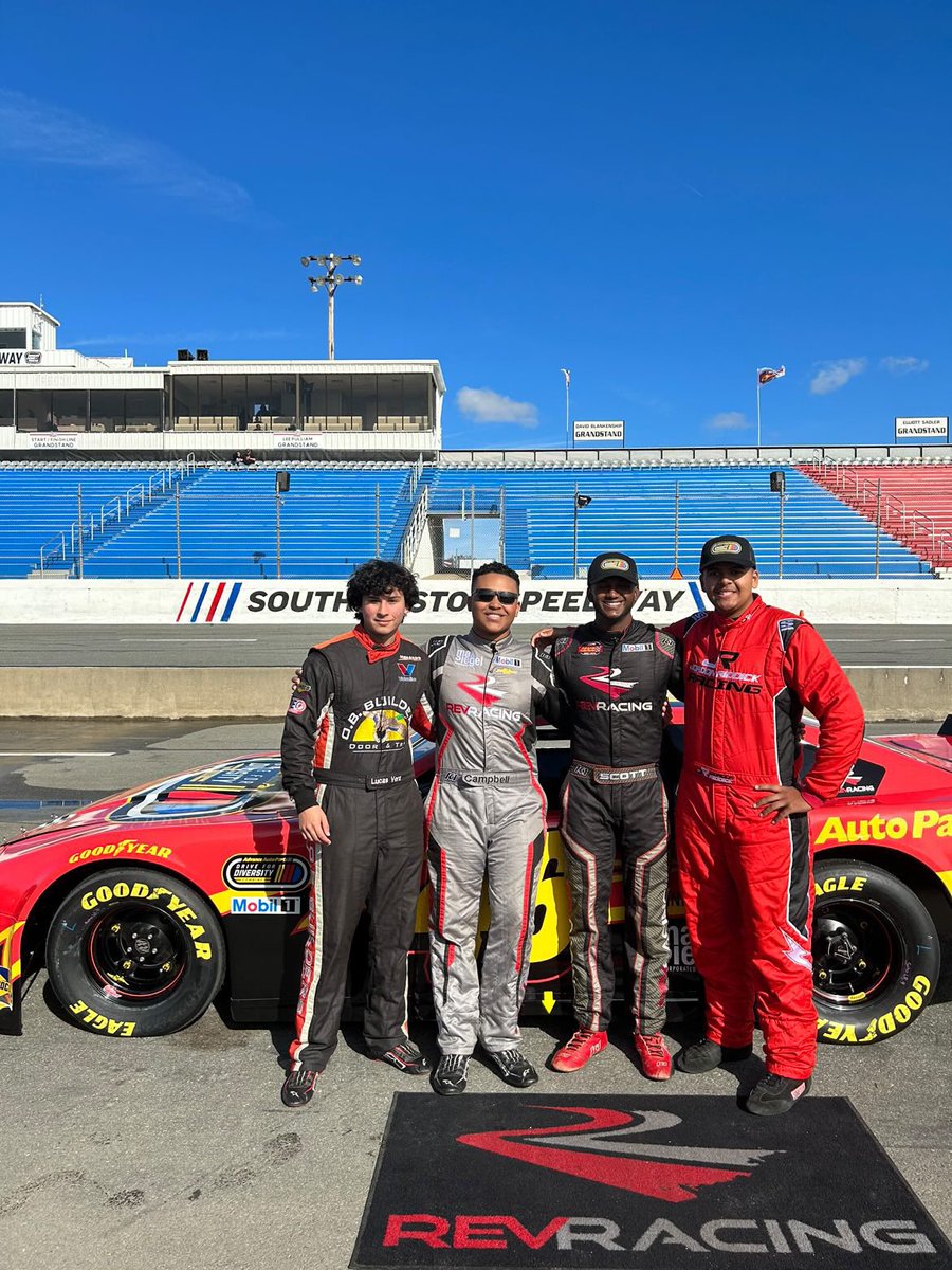 jcampbellracing's tweet photo. Team 46!
@LavarScott
@JordonRiddick
Lucas Vera
@southbostonspeedway
@AdvanceAuto @NASCARDiversity @RevRacin @Max_Siegel @GainbridgeLife @TeamChevy #advancediversity #nascard4d #nascard4dcombine #revracing #teamchevy #Team46 #adavanceautoparts https://t.co/ceKQ4hnKqA