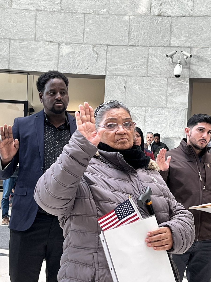 WDMO_DCBK's tweet photo. Over 200 new Americans were sworn in as citizens today at the WDMO! https://t.co/7vz70Il11t