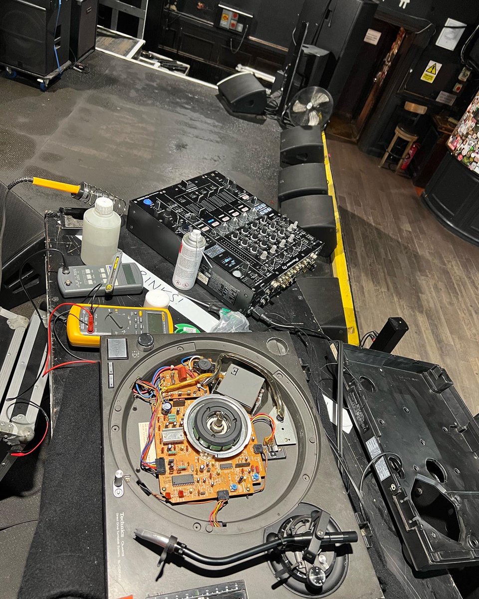 deck_doctor's tweet image. Service on 4 1210’s at Hootenanny
#Technics1210 #Technics1200 #technicssl1210 #technicssl1200 #deck_doctor #deckdoctor #reggae #jazz #technicssl1210mk2 #technicssl1200mk2 #SL1210 #SL1200 #dj #decks #turntable #vinylcollector #vinyl #technics #turntables #dj #london #brixton