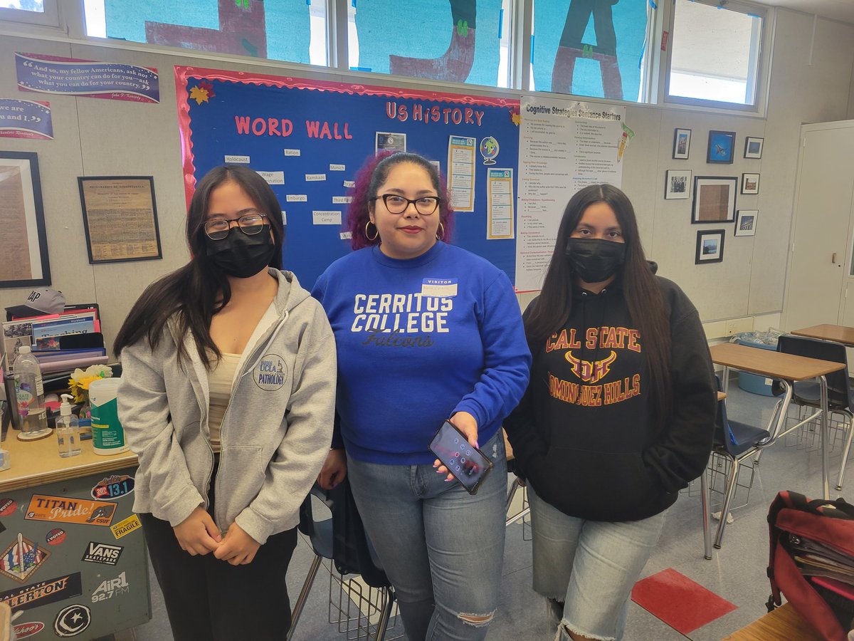 jghsace1's tweet photo. Our ACE seniors registering for our EDEL 100 dual-enrollment course with @cerritoscollegeteach today.
What better way to support @jghsavid College Week
@nlmusd @cerritoscollege https://t.co/9y9WrufhI4