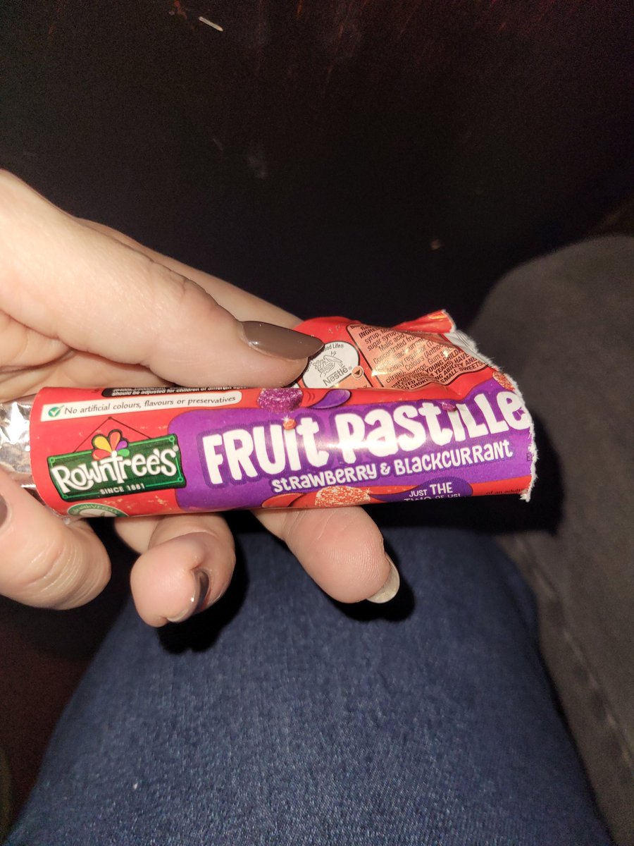 PurpleCandy16's tweet photo. Went to see @CursedChildLDN and bought some @ROWNTREES Fruit Pastels...Black &amp; Red, obvs! The best! No one likes a green....but then...😭 https://t.co/cU8CqVP43L