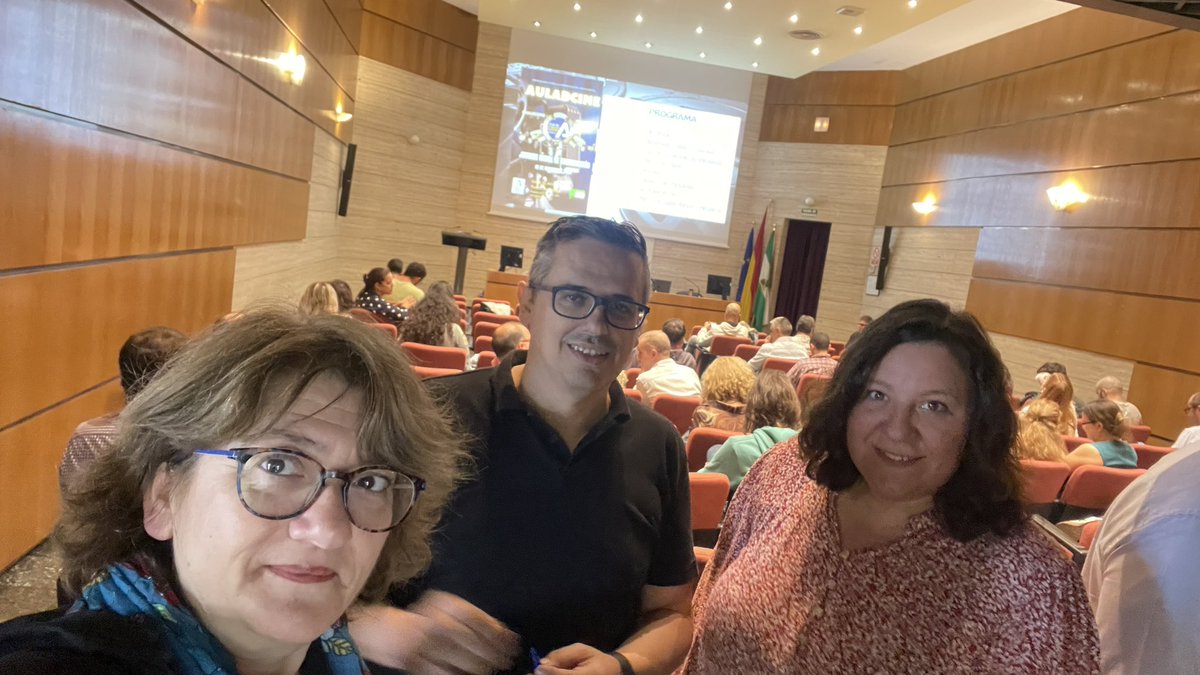 auladcine's tweet photo. Gracias por vuestra asistencia a las #JornadasAulaDcineAnd en Málaga hoy, por la implicación y esfuerzo en todo. Pronto en la #Moodle 
@EducaAnd @EducaAndInnova @ProInnoAnd https://t.co/GjLeN0L24G
