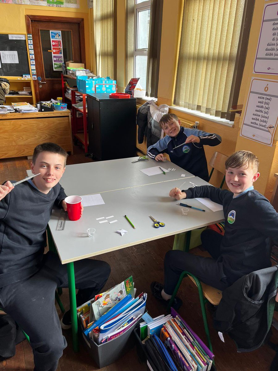STEM_MIC's tweet image. @anglesborons have some amazing crime scene investigators. Today Ms. Murphy’s class solved @anyone4science CSI investigation👩‍🔬🧑🏼‍🔬🙌 #scienceweek #futureinvestigators  @STEM_MIC @MICLimerick @MICEducationFac @LimerickSciFest @ScienceWeek @scienceirel @President_MIC