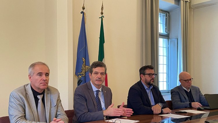 ANCI FVG (@anci_fvg) on Twitter photo #comunitàenergeticherinnovabili
📢 Il sistema integrato Anci ComPA FVG e <a href="/APEFVG/">APE.FVG</a> danno avvio all'attività di informazione, sensibilizzazione e formazione sulle #CER per amministratori e funzionari dei Comuni della <a href="/regioneFVGit/">Regione FVG</a>  
 🔗 Leggi l'articolo su bit.ly/cerinfvg #comunitàenergeticherinnovabili
📢 Il sistema integrato Anci ComPA FVG e <a href="/APEFVG/">APE.FVG</a> danno avvio all'attività di informazione, sensibilizzazione e formazione sulle #CER per amministratori e funzionari dei Comuni della <a href="/regioneFVGit/">Regione FVG</a>  
 🔗 Leggi l'articolo su bit.ly/cerinfvg