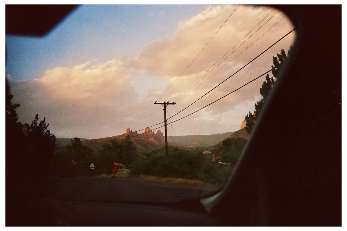michellefsharp's tweet photo. Sedona sunsets shot on @CineStillFilm 💛 https://t.co/dW9MbCyml0