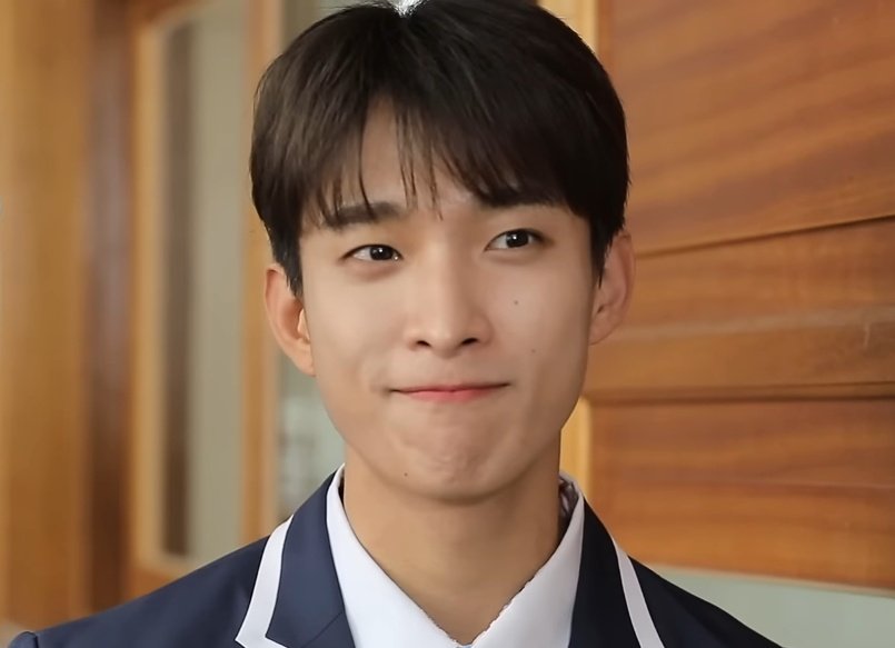 kyeomdaily's tweet photo. dokyeom going ◠‿◠ https://t.co/Zg42BXRbqS
