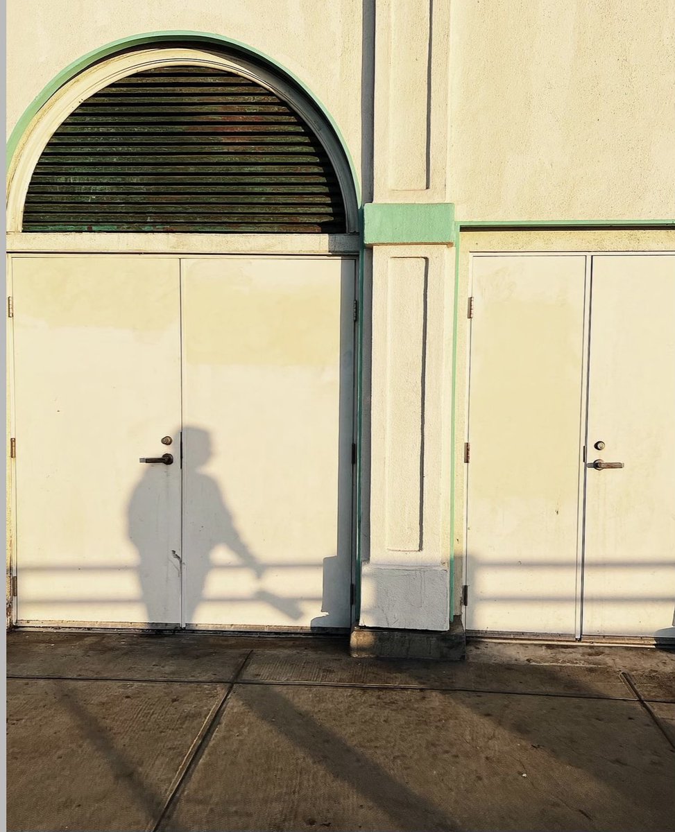 eloise's tweet image. updating ✨🍂🌊