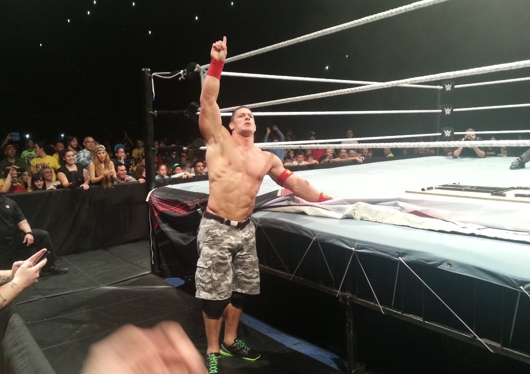 Cenafran4ever's tweet photo. 8 YEARS AGO.. I saw you in WWE Live Madrid @JohnCena. My dream came true and It was the best day of my life ❤❤❤ https://t.co/E2AhrJtPGW