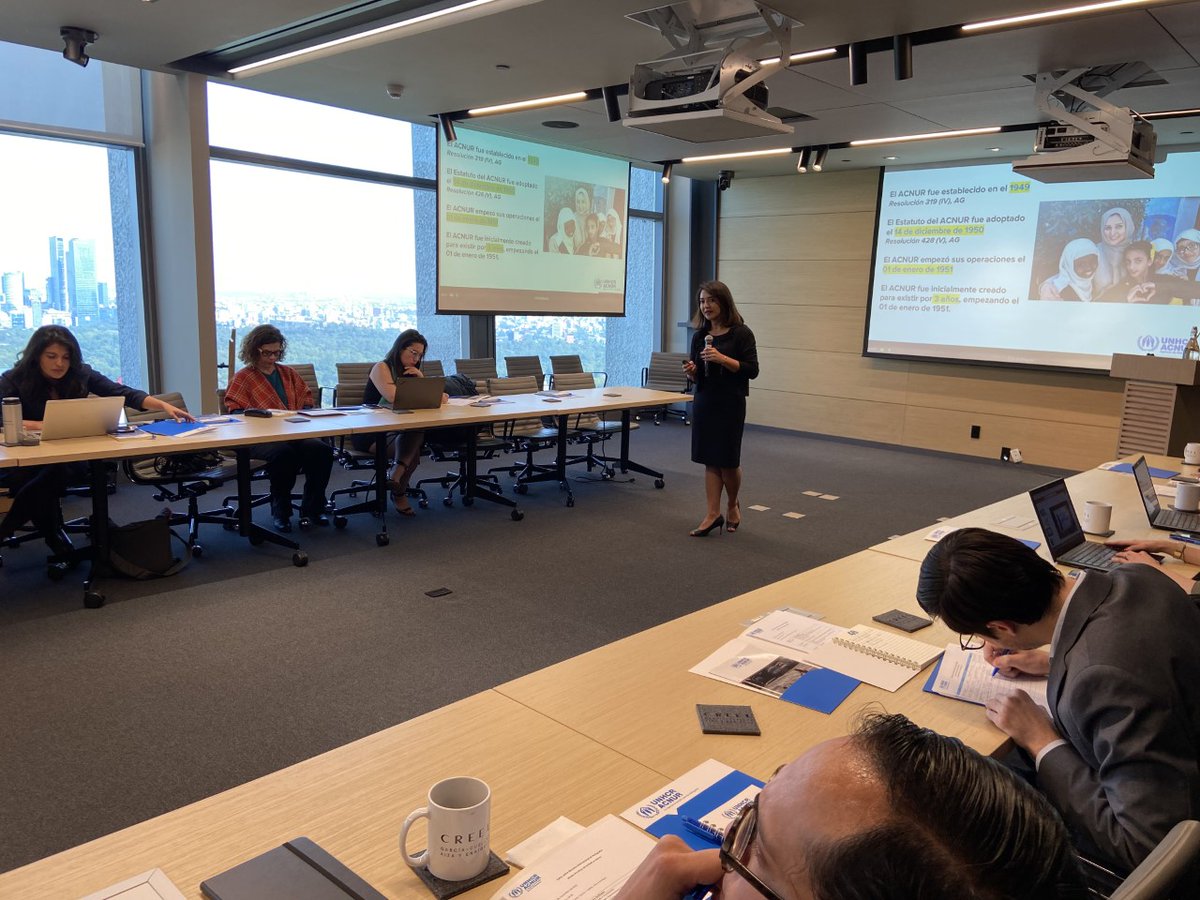 AcnurMexico's tweet photo. Impartimos el taller sobre "Derecho Nacional e Internacional de las Personas Refugiadas" con la red de aliados que dan servicios legales gratuitos a personas solicitantes de asilo y refugiadas.Gracias a nuestros aliados pro-bono por su compromiso con las #PersonasRefugiadas en 🇲🇽 https://t.co/lhpDd9WokO