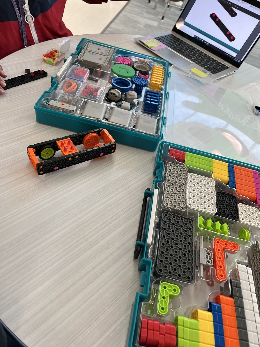 Anna Park tweet media