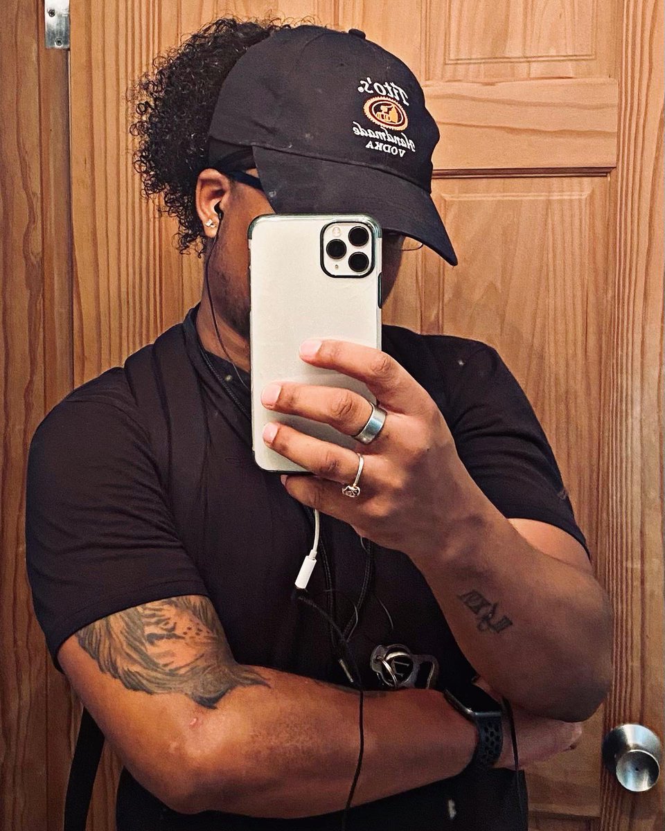 JhayceOfSpades's tweet photo. Enjoy the spirals #Natural🍃💦 Never know what I’m gonna do next! #KINGACE♠️♦️♣️♥️ #Startender🍹🥃✨ https://t.co/jNfxZjgV6H