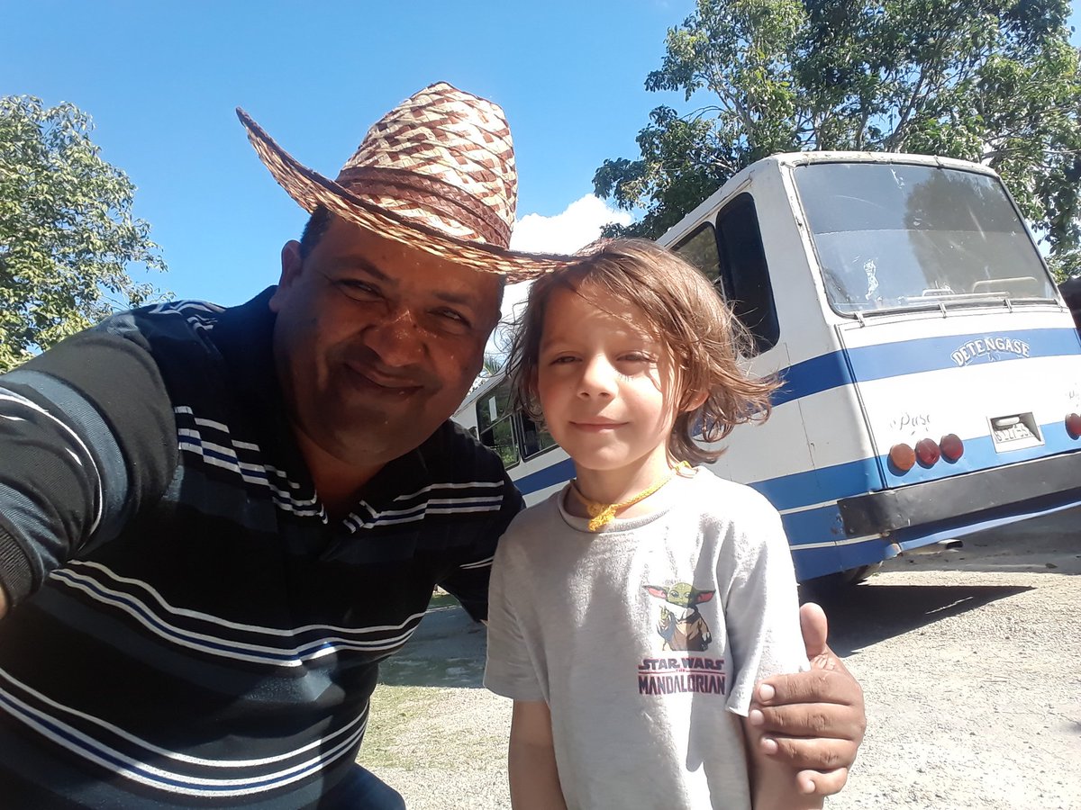 Camilo Vázquez Benítez de México, el delegado más joven del VIII Encuentro Internacional de Agroecología, Soberanía Alimentaria, Educación Nutricional y Cooperativismo. #AnapCuba <a href="/RafaelAnap/">Rafael Santiesteban Pozo</a> <a href="/torres_iribar/">Luis Antonio Torres Iribar</a> <a href="/RGZapata500/">Reinaldo García Zapata</a> <a href="/AlainDelcourt5/">Alain Delcourt López</a> <a href="/YeseniaVinajera/">Yesenia Vinajera</a> <a href="/aleyda30621285/">aleyda</a>