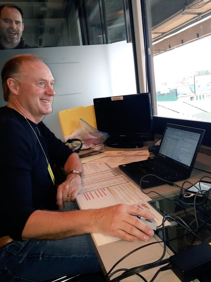 Markonfootball's tweet image. Thank you to @GlobalCalgary and the tireless 
@CamiKepkeGlobal  for this story.  It is a great retrospective on @pete2419 and I broadcasting #Stampeder games for the past 25 years---longer than any duo in CFL history! Have a look.

bit.ly/3X8KhAr