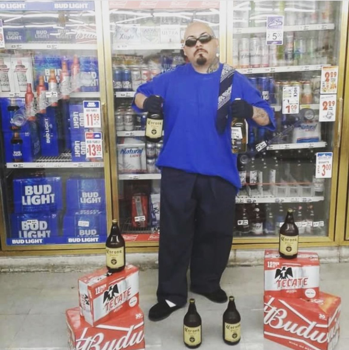 foosgonewild's tweet photo. GET YOU A FOO WHO CAN DO BOTH https://t.co/F0MoENbLYD