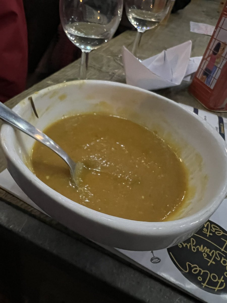 Tout simplement MERCI aux bénévoles de la Fausse Compagnie pour ce superbe festival des Folies Bastringues qui débute ce soir à #Chenevelles cc <a href="/CAChatellerault/">GrandChatellerault</a> <a href="/departement86/">Département de la Vienne</a> <a href="/moreaupascale1/">Pascale Moreau</a> #culture #ruralite #partage cc <a href="/Maires_Ruraux/">AMRF</a>