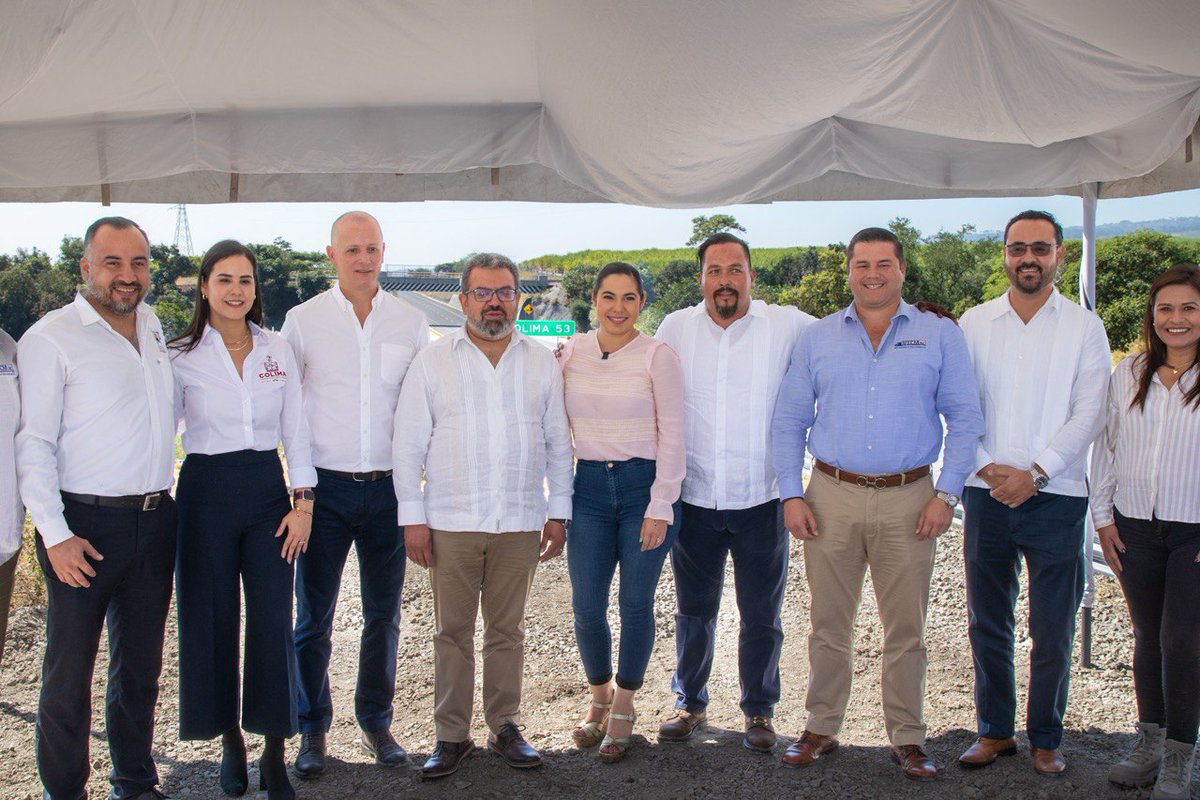 indira_vizcaino's tweet photo. Los beneficios son evidentes: se reducen de manera importante los tiempos de traslado, disminuyen los riesgos de accidentes y ahora son más competitivas las rutas que llegan y se van desde el Puerto de Manzanillo. 🛣️🚗 https://t.co/LStkTVGxT1