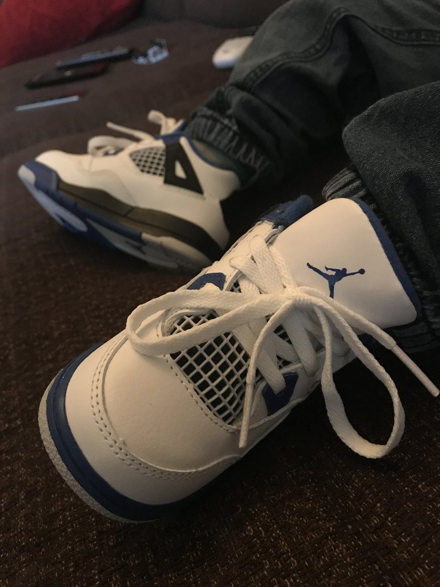 tehhippy's tweet photo. @atmos_usa Jordan 4 Retro Motorsports from 2017. My first Jordans and bought my son his first pair at the same time. Still one of my favorite designs. Size 9.5 #atmoscollectorsclub https://t.co/fpdHyAd42s