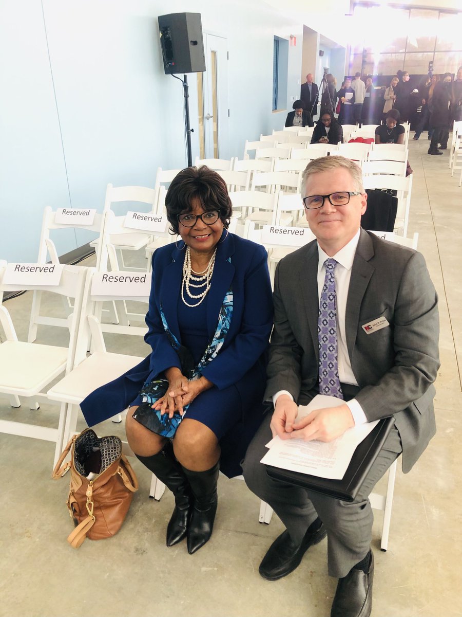 Dora King tweet media