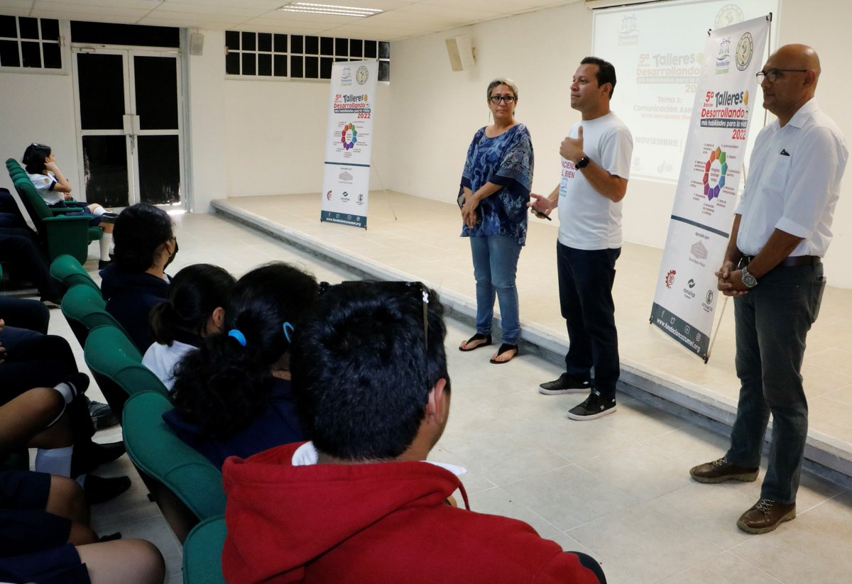 fccozumel's tweet photo. Hoy alianza con la #Unicva concluimos con el tema 5 de los talleres DHpV 5a Ed. con 31 estudiantes del @Conalep_Cozumel. Gracias Nora Hernández Rivera de la @FPMCOZUMEL por impartir este tema fundamental para los jóvenes. Programa apoyado por @NMontePiedad https://t.co/zJmsvaycFs