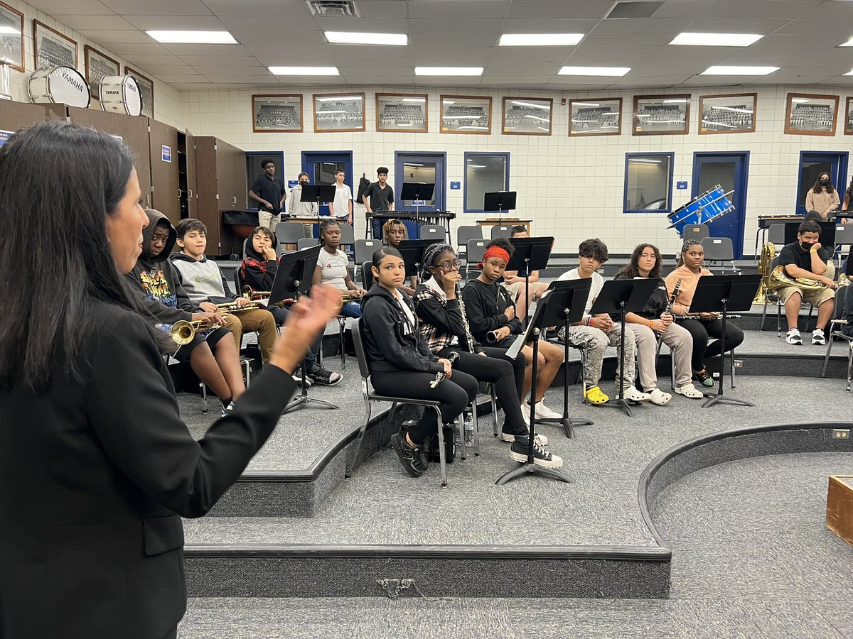 CHS_Legacy's tweet photo. We were grateful to have @HillsboroughSc Board Chair @NadiaCombsFL join us as we presented a check to @HCPSAdams Band Director McKenna Sawyer. This was a reward for over 50 students playing with @ChamberlainHigh band during our Champions event.

#ThisIsAdams
#ThisIsChamberlain https://t.co/rqtteD9Ctm