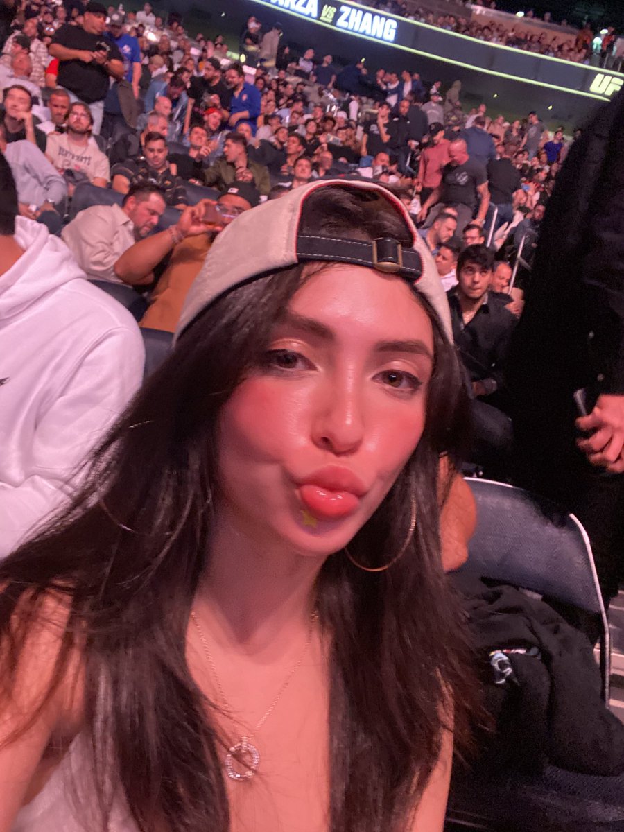 Jane Wilde on Twitter "streaming at like 2303pst I’ll lygk"