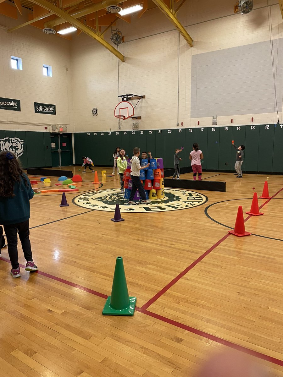 CV Starr Phys Ed tweet media