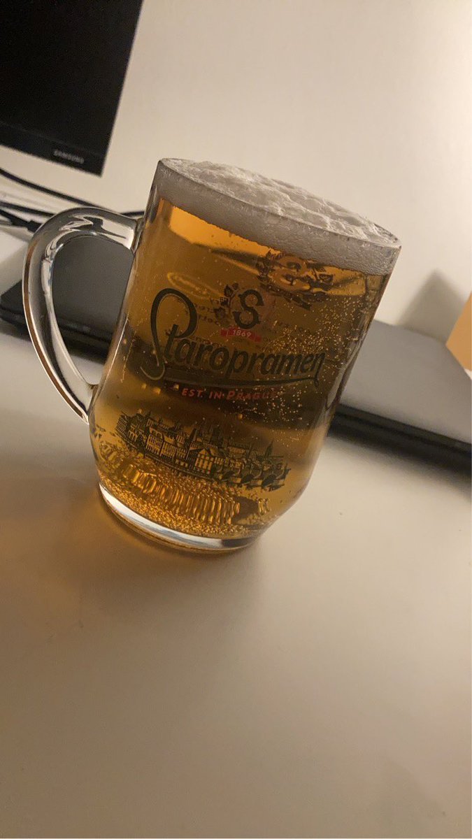 Lewis_Daffern's tweet photo. Get your #CovPints out for the lads!
After a quick trip to the shops for a crate, we’re on the pints… SON #PUSB @andy_cov93 @harrym_jones @jackdaws__ https://t.co/fL9aJBLoZE