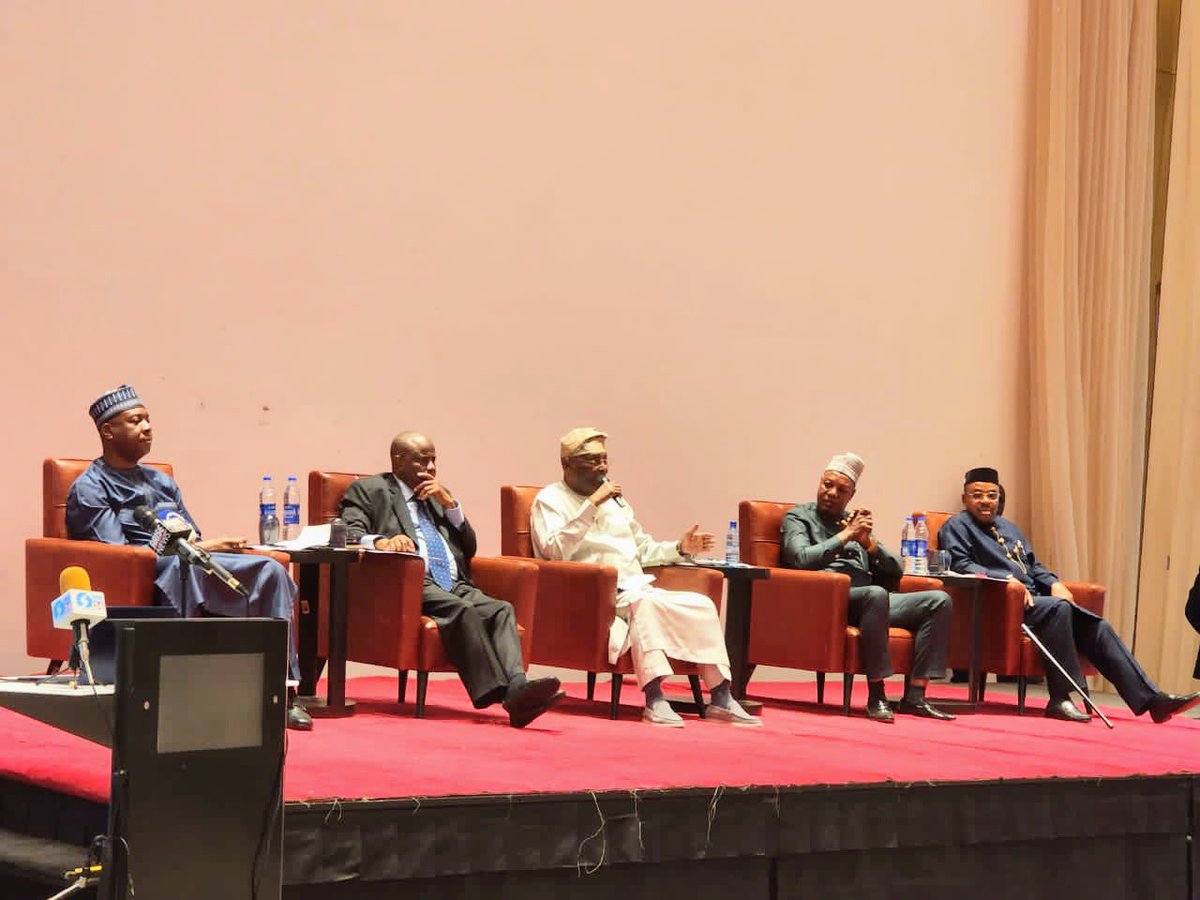 bukolasaraki's tweet photo. Earlier today, I joined the presidential candidate of the PDP, Alhaji @Atiku Abubakar in Lagos where he addressed the Nigeria Guild of Editors on his plans to unite the country, rebuild the economy, restructure the polity and strengthen the security architecture. https://t.co/EtDxMyZy89