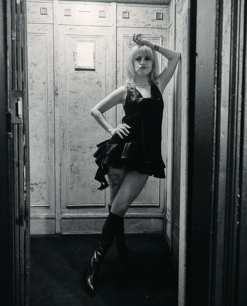 HayleyWOnline's tweet image. HAYLEY WILLIAMS 🖤🤍