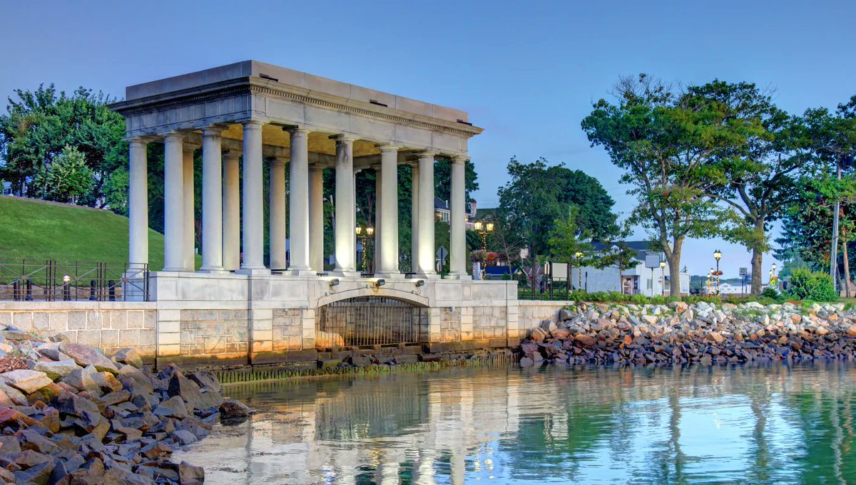 Although there is no historical proof that Plymouth Rock served as the Pilgrims' real gateway to the New World, the rock was recognized as such in 1741, 121 years after the Mayflower's landing in 1620. 

#plymouthmassachusetts #plymouthrock