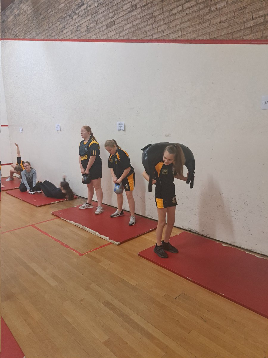 Haydock Girl's back smashing  the Gym