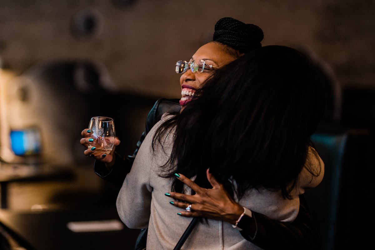 wifemomcpa100's tweet photo. One method to tell how someone feels about you

Have someone take a picture of the "mark" while hugging you &amp; watch the facial expression. In this pic, I am the mark.

I ❤️ @Daniela_asnbs! Look at my cheese!  #HERenergy #MeetingIRL #FreshBooks_partner #ThatOneTimeinPortland https://t.co/tDZzeRm97y
