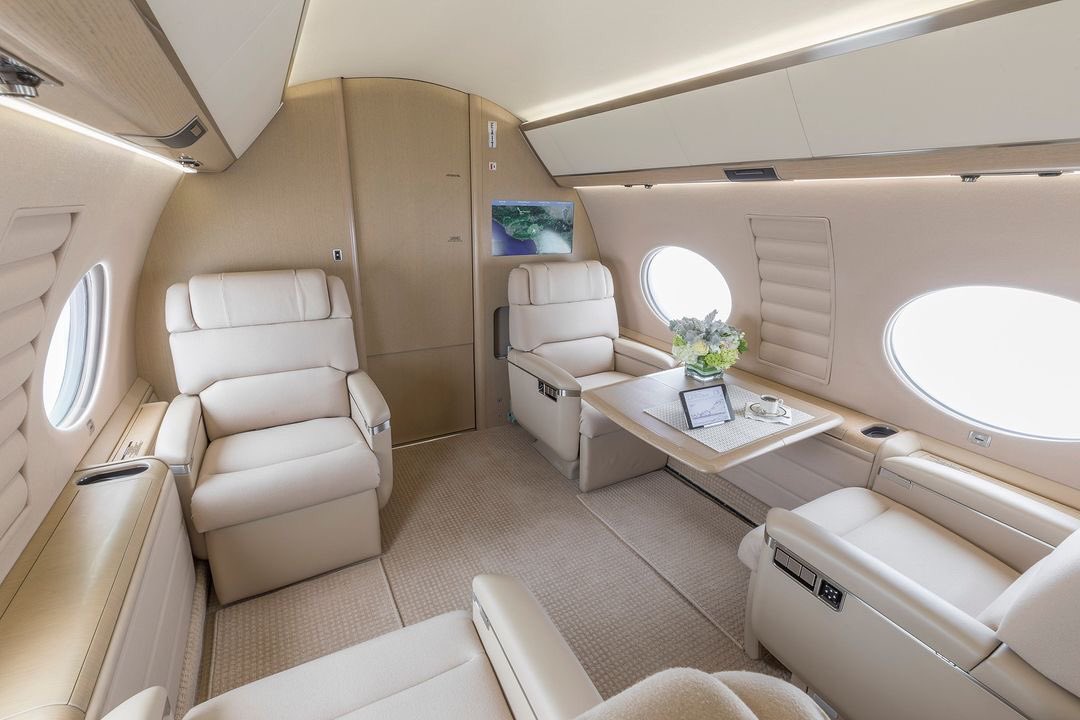 jamillahnicole's tweet photo. Do you wanna ride?✈️😉  #FlightGoals #adventuretravel #adventurer #adventureculture #exploretheworld #exploremama #explorer #weareexplorers #windowseat #viewfromabove #windowview #travelguides #travelphotography #fijitime #goalinspired https://t.co/a452nA8xBR