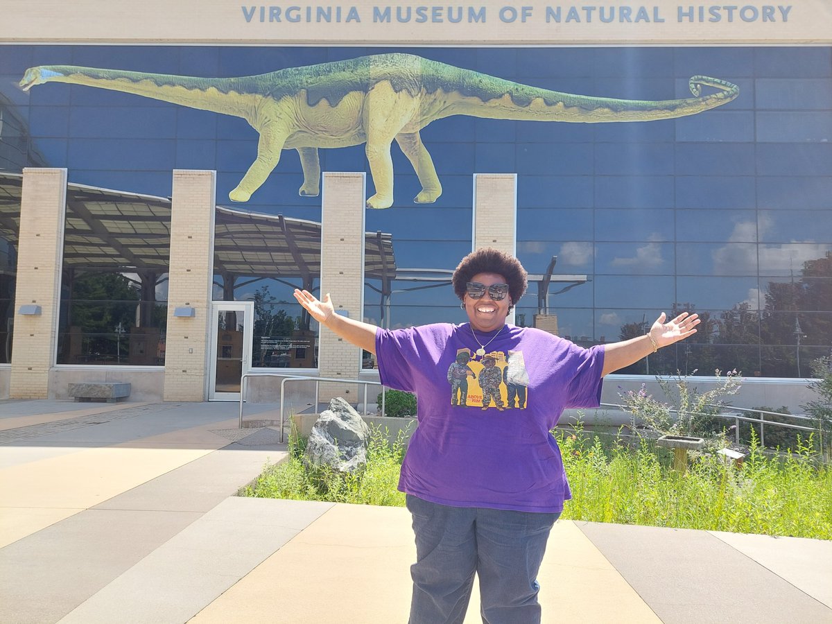 It's #Museum30 this month, and <a href="/MuseumofGeosci/">Museum of Geosciences</a> Museum &amp; Collections Manager Mariah Green is doing amazing work over on the Museum's account! Check it out!