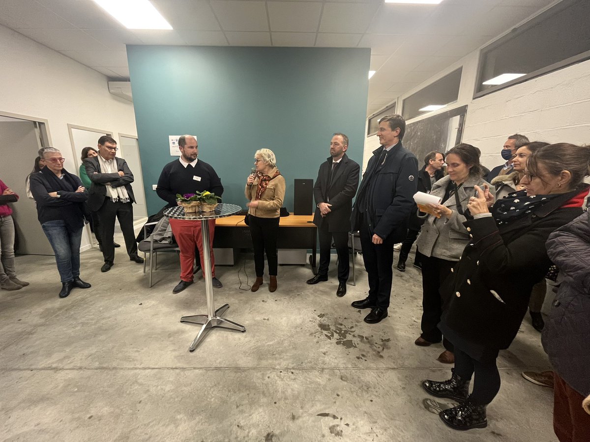 🤝 Ce soir, nous inaugurions l’Épicerie Solidaire pour les Étudiants.

💪L’aboutissement d’un travail collectif avec l’Etat, la Région et la Ville d’Orleans qui a remis en état les locaux et les met à disposition gratuitement a l’association ESOPE. 

Merci à tous les acteurs !