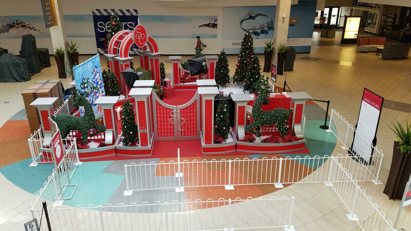 CoronadoCenter's tweet photo. Are you ready to see Santa!? Here's a sneak peek for this year's photos! Click the link below to make your reservation today!! 

https://t.co/eawlkEZ5IN https://t.co/Agivh83nzQ
