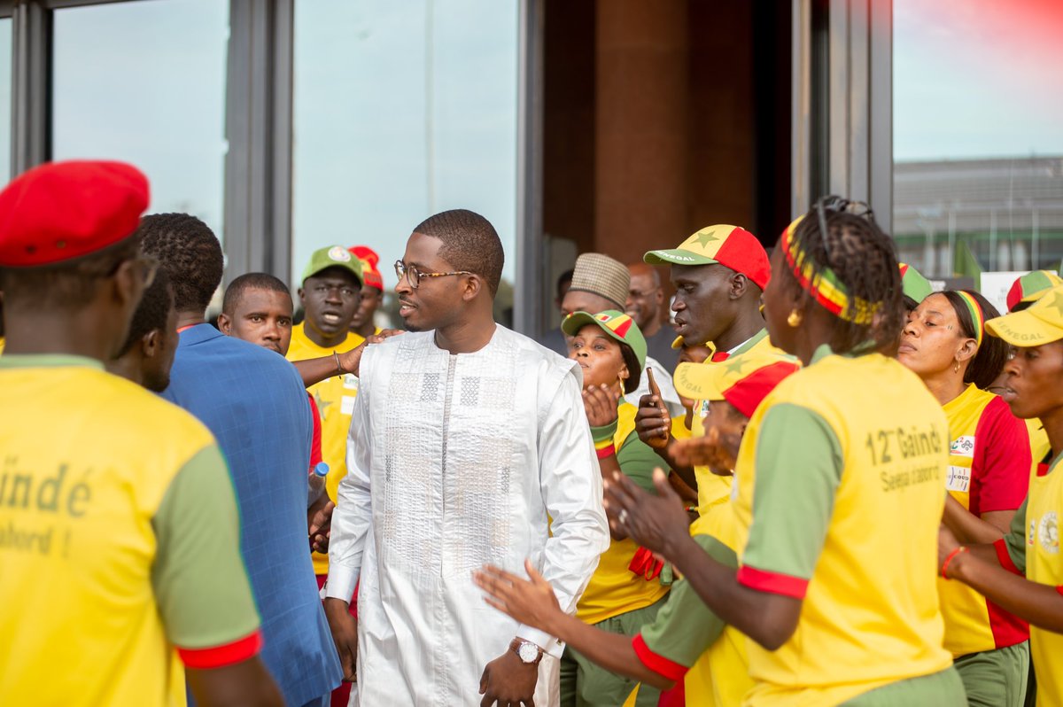 SallyThiam's tweet image. 1-MERCI DU FOND DU CŒUR ! La jeunesse, les diplomates, le gouvernement, les institutions du Sénégal,la société civile, les membres de l’opposition, les artistes, les professeurs. Mention spéciale à ma ma famille ! L’UNIVERSALISME ! #patrimoime #culture #senegal #kebetu #jeunesse