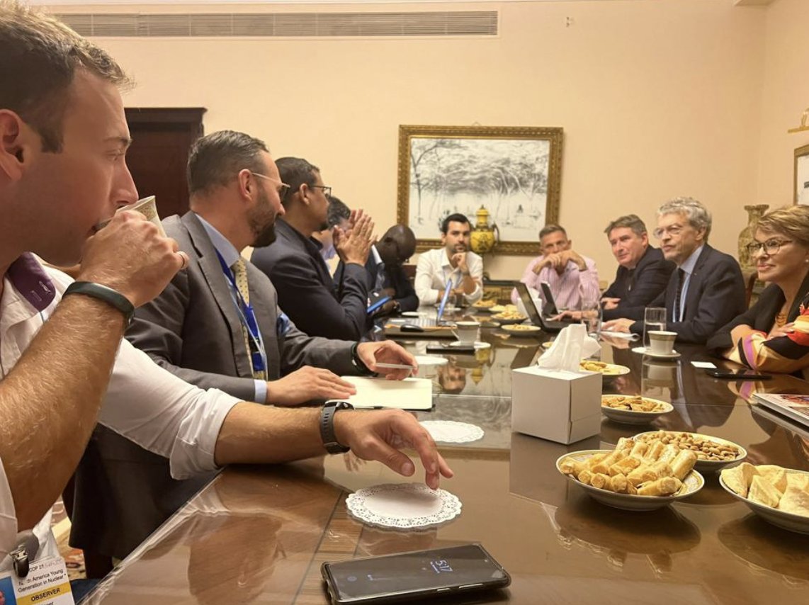 HakimaElHaite's tweet image. #Africa, instead of going into debt, should use its available resources during a transition period, catch up on the development gap but also invest in the future. 1/3 #MarrakechPartnership #COP27