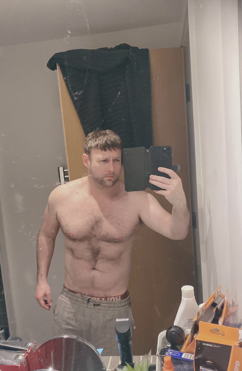 thomasso2011's tweet photo. Long ass still tired from weekend vibe aka any excuse to be gay and thirsty ๐ฆ๐๐
#gaymenproblems #Gayboyproblems https://t.co/mlqyWDYeZ6