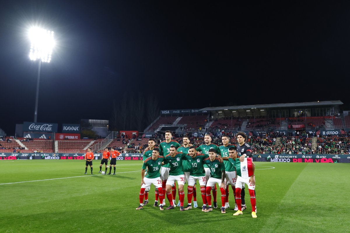 futpicante's tweet photo. ¿Cómo describir el partido del Tri en un GIF? 🤔

#México 0-0 #Suecia

https://t.co/yrjQWx979x https://t.co/JgbPmIIHQb