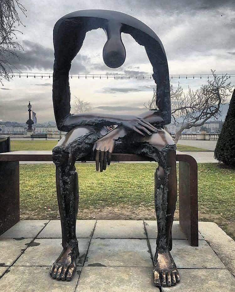 Melancholy by Albert György. What a sculpture it is 🙏