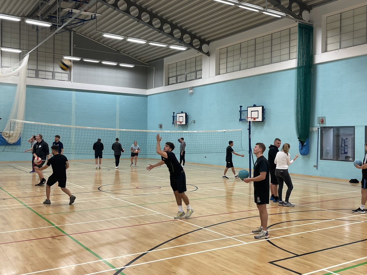 SMCS_PE's tweet photo. Brilliant PE teacher CPD tonight with schools across the county, led by @southbucksvball coach Lauren &amp; ex-student &amp; national player Emilie. All staff learnt so much that we can’t wait to share with our students #alwayslearning https://t.co/t7pjEPjTnq