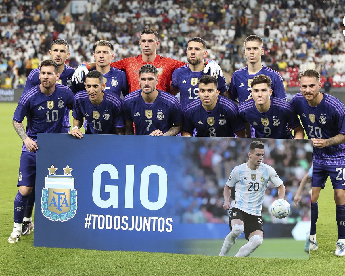 Caricias que llenan el alma. Son un orgullo, Gracias por tanto 🙏🏼💙 <a href="/Argentina/">🇦🇷 Selección Argentina ⭐⭐⭐</a> #TodosJuntos