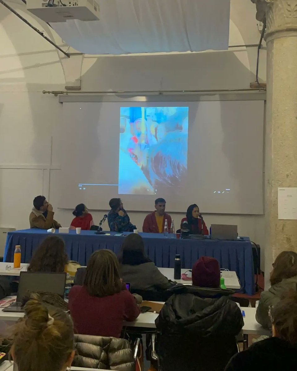 PSCollective_'s tweet photo. Today, Spokesperson PSC Muqaddas Jarral organized a discussion at her University Global Campus of Human Rights, Italy. In which many student leaders and activists participated. In the discussion Comrade Muqaddas explained the struggle of PSC
1/2
#StudentsSolidarityMarch2022 https://t.co/9ahEI0Xepc