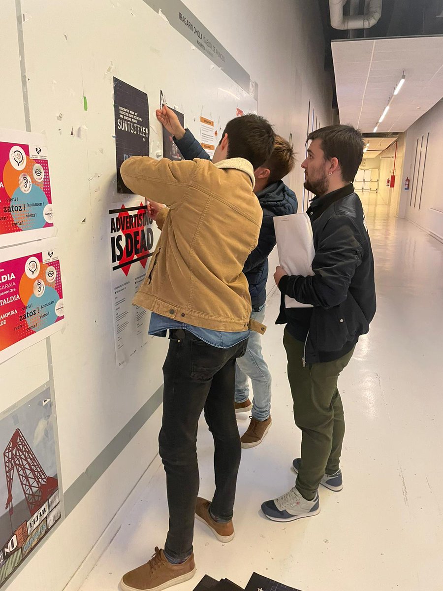 jsbizkaia's tweet photo. Esta mañana hemos estado en el campus de #Leioa de la UPV-EHU dando a conocer entre las y los estudiantes la campaña de participación política juvenil #Play4Real desarrollada por @JSE_Egaz. https://t.co/M91gUdcW4N