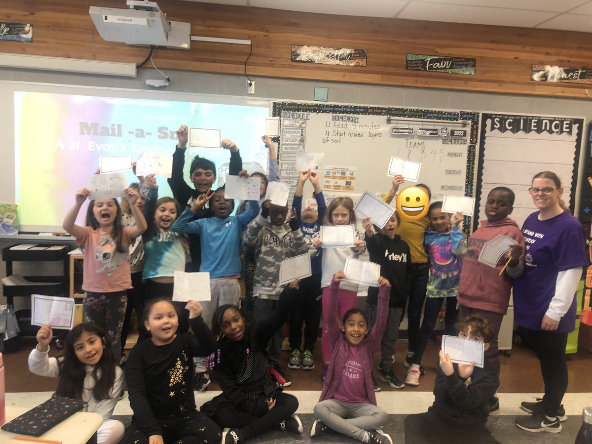 Ms. Glaze tweet media