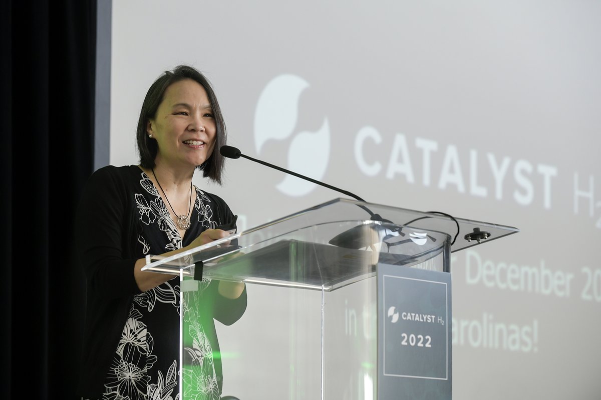 StrategenNews's tweet photo. Last day of Catalyst H2! Kicking off the keynote sessions is "Greening Ports and Maritime Shipping with Green Hydrogen."
#GreenHydrogen #Hydrogen #HydrogenEconomy #HydrogenEvents #CatalystH2 https://t.co/usDC7PB2MK
