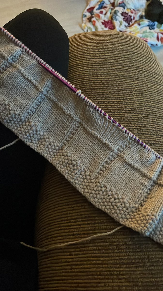 CJ_91179's tweet photo. This is the only good thing coming out of this. I’m a pissed off knitter. https://t.co/TRAYSjP50q