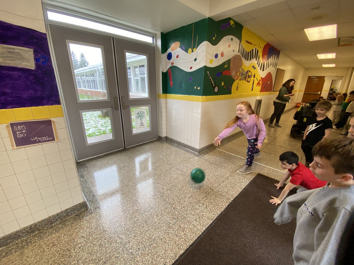 Mexico Elementary School tweet media